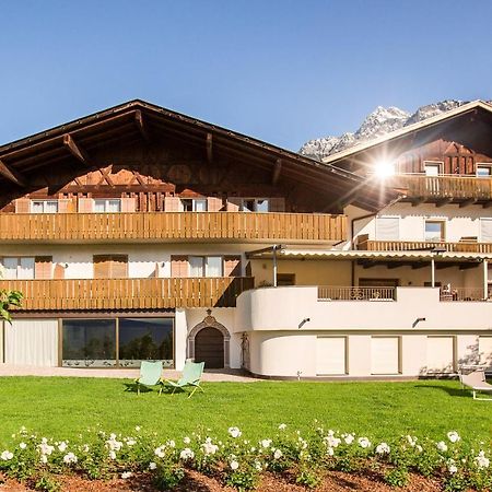Pension An Der Linde Lagundo Exterior photo